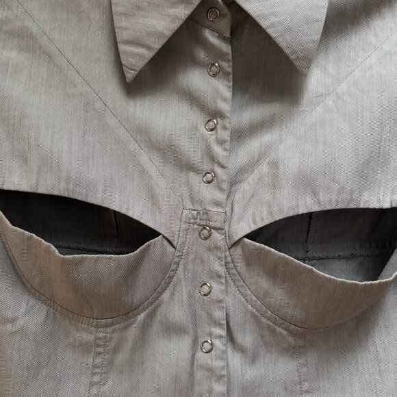 Kathryn Bowen Grey Button down - Picture 3 of 5